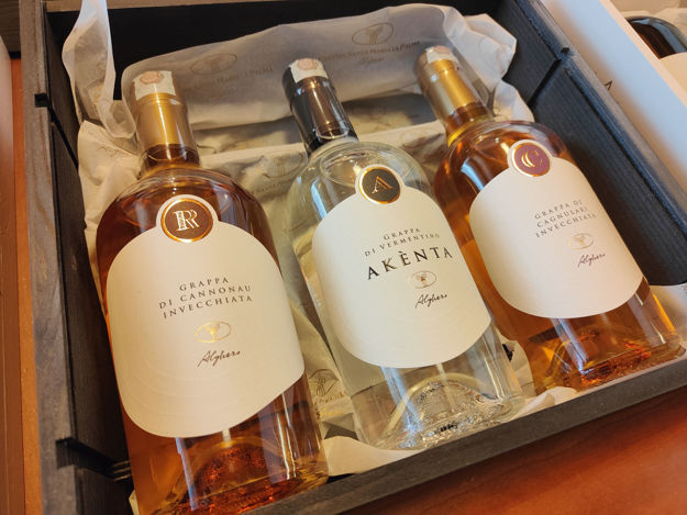 Immagine di TRIS GRAPPE