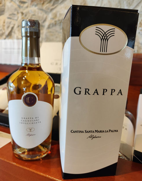 Immagine di Grappa Cagnulari invecchiata
